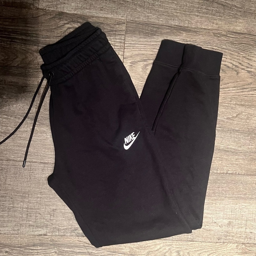 Nike black joggers youth size XS preloved